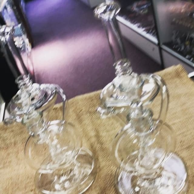 Long Beach Smokers Sells Aromatic Oils in Long Beach, CA 90802